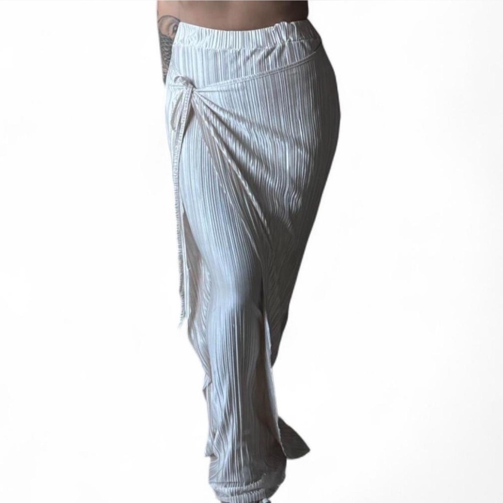 Boohoo pearl Maxi Wrap Skirt with Tie Front